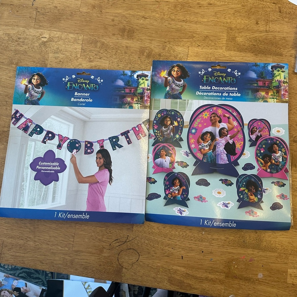 Disney Encanto - Birthday Banner & Decorations Set